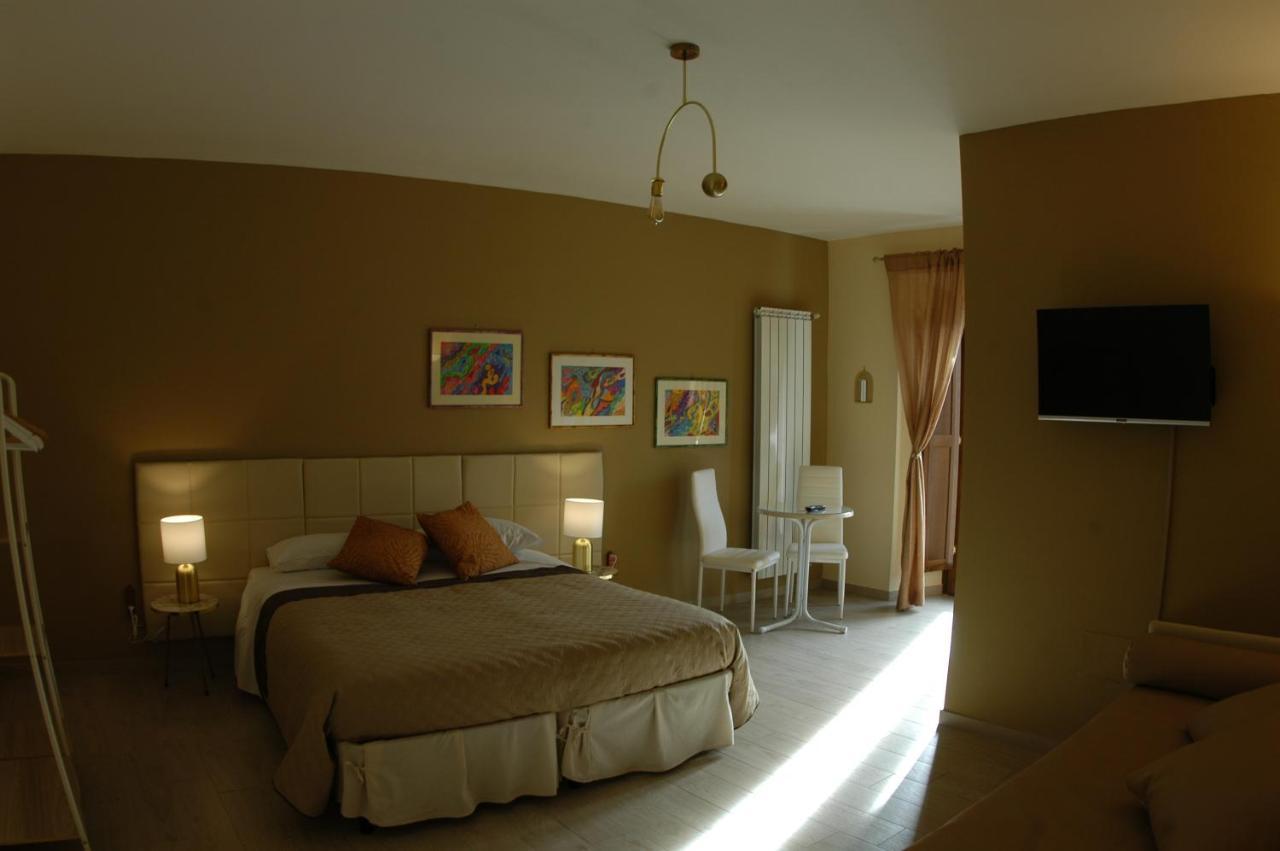 Bed and Breakfast Dimora Offidius LʼAquila Esterno foto
