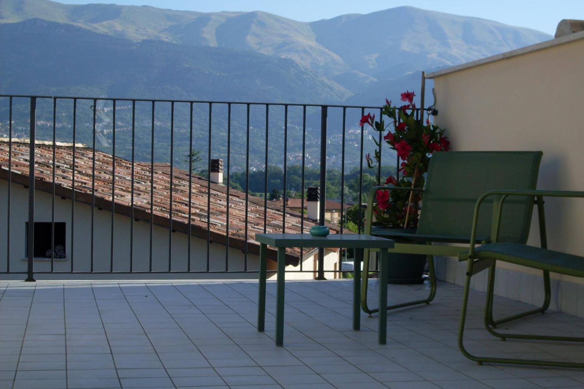 Bed and Breakfast Dimora Offidius LʼAquila Esterno foto